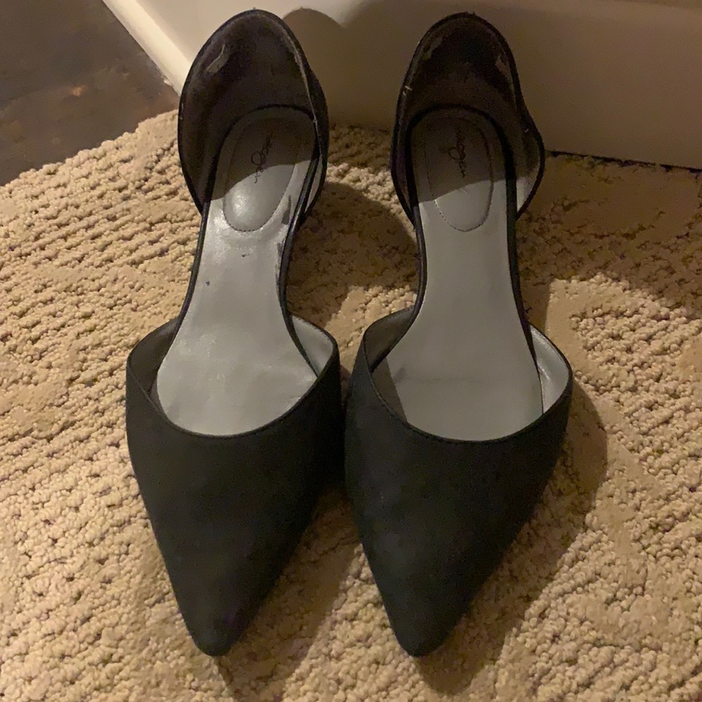 Charcoal or light black suede pointed toe short heels. MINI heel. Size 10z